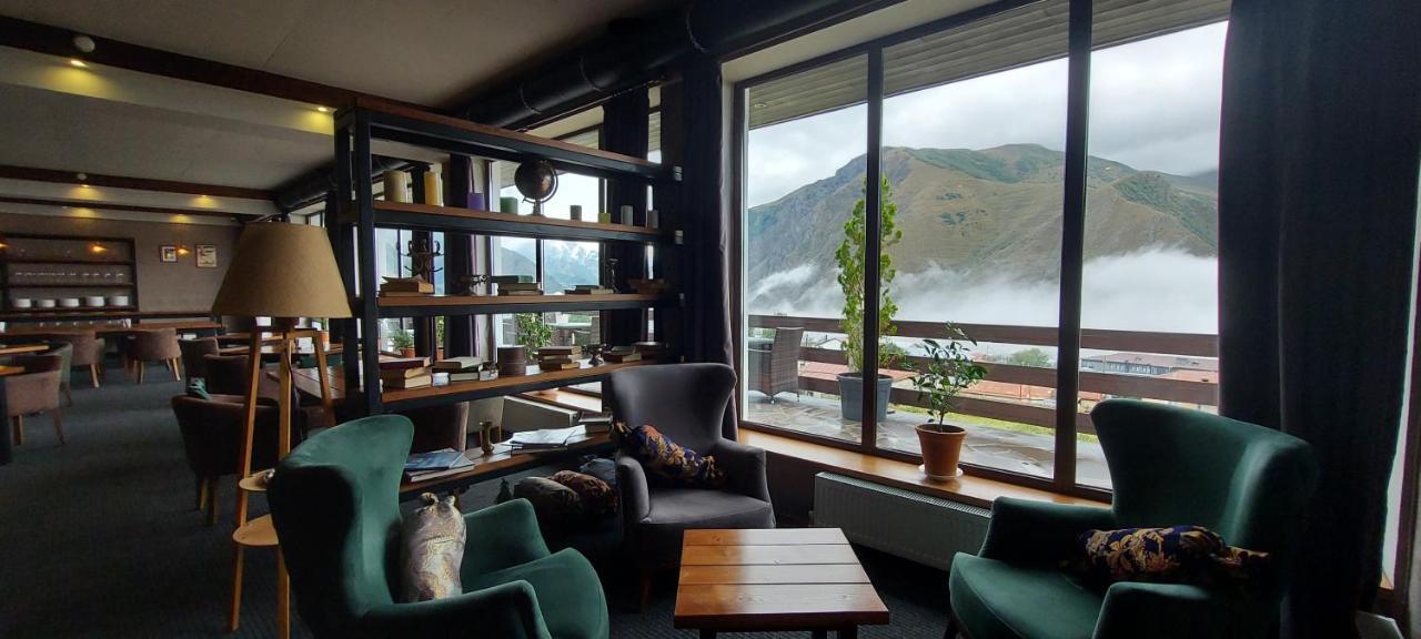 Alpine Lounge Boutique Hotel Kazbegi Luaran gambar