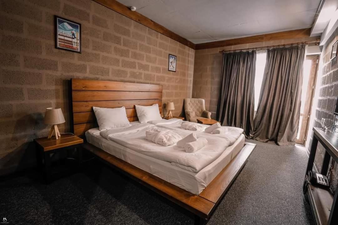Alpine Lounge Boutique Hotel Kazbegi Luaran gambar