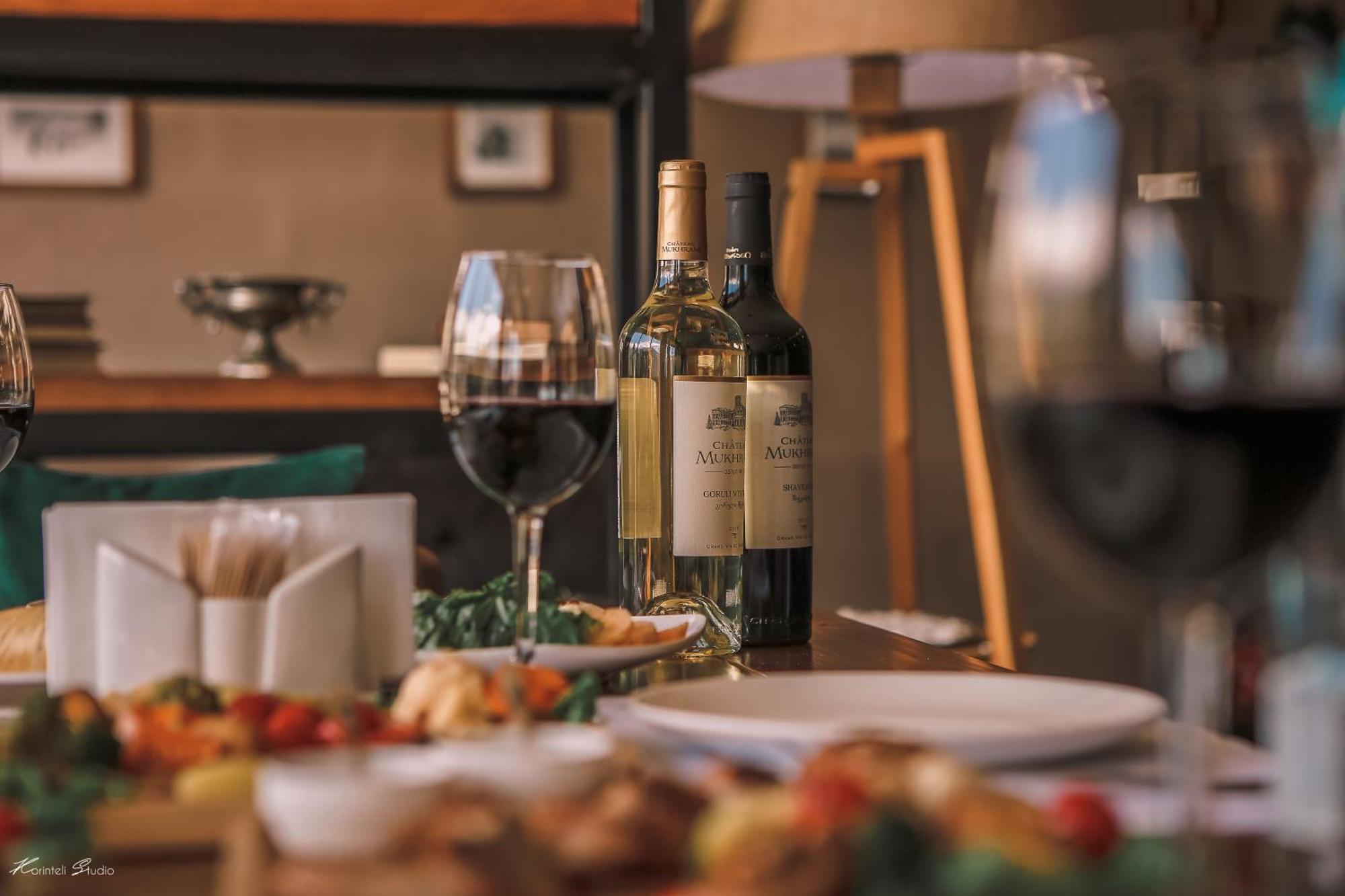 Alpine Lounge Boutique Hotel Kazbegi Luaran gambar