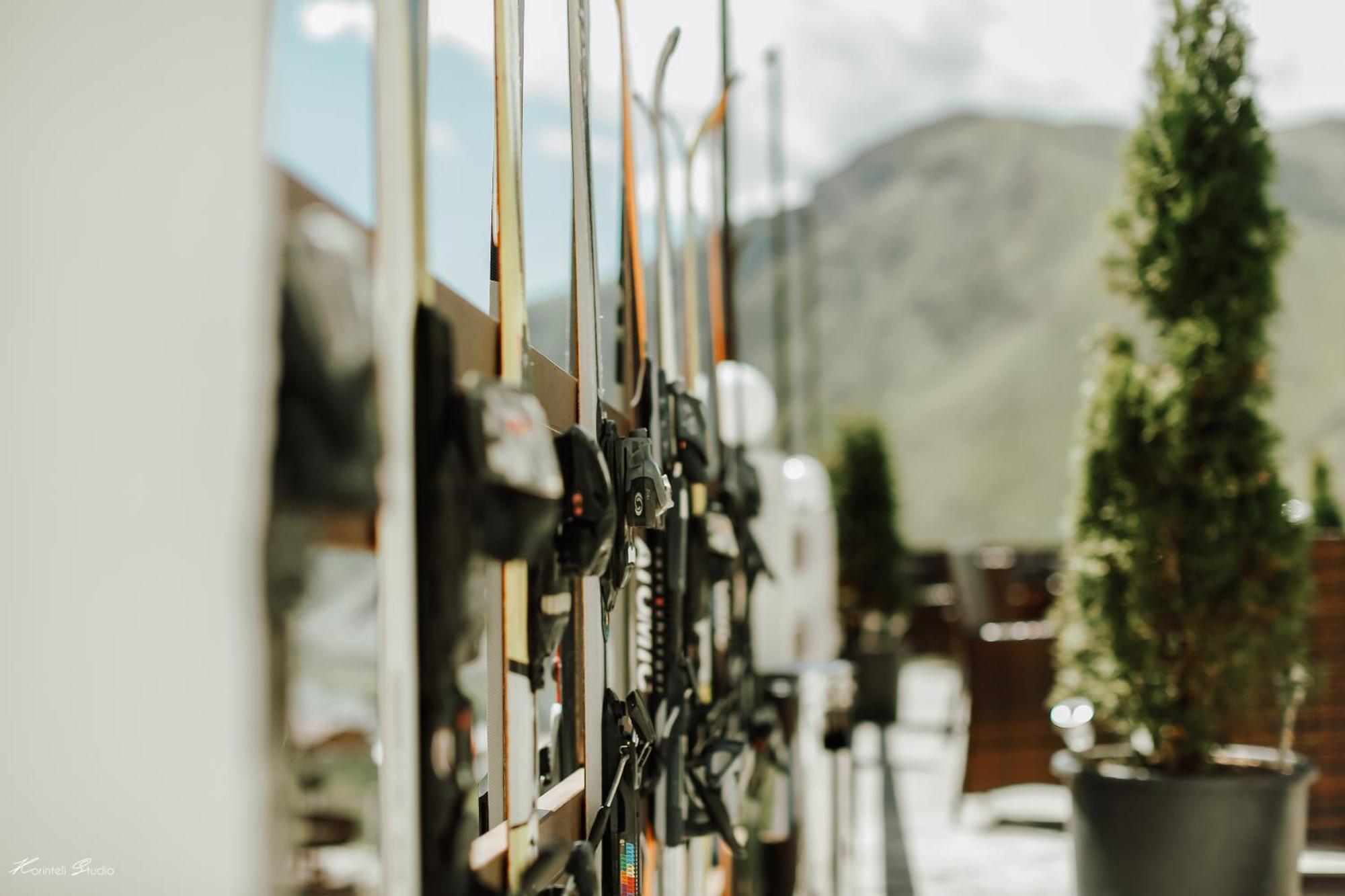 Alpine Lounge Boutique Hotel Kazbegi Luaran gambar