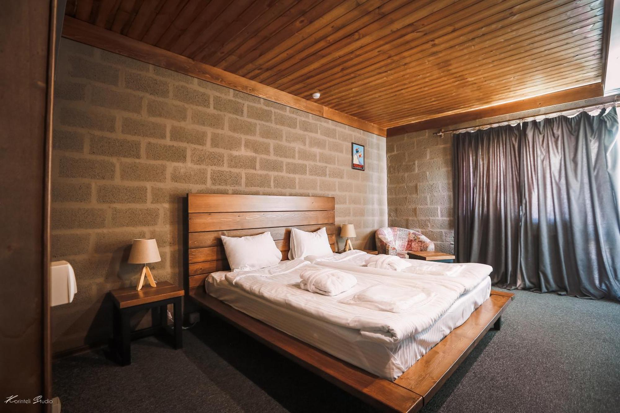 Alpine Lounge Boutique Hotel Kazbegi Luaran gambar